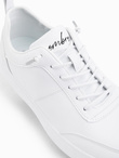 Monochromatyczne męskie buty w stylu sportowym z przeszyciami – białe V1 OM-FOCS-0159