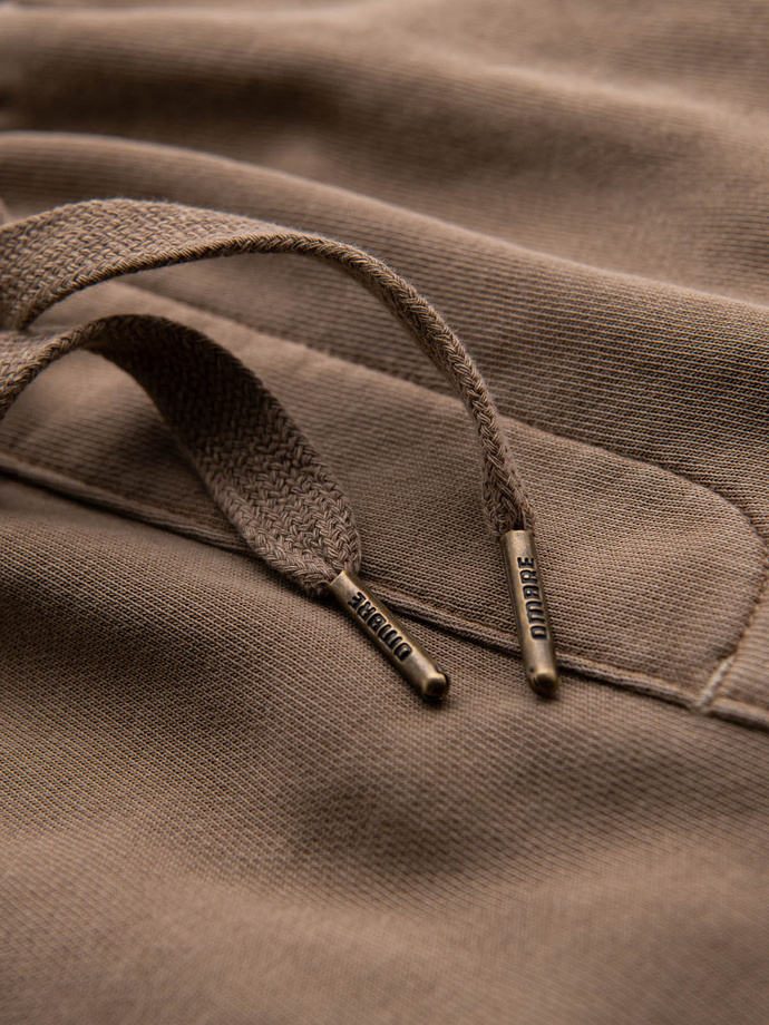 Krótkie spodenki męskie dresowe RELAXED FIT w stylu athleisure – jasnobrązowe V2 OM-SRWS-0122