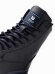 Jednokolorowe wysokie męskie buty z ozdobnymi przeszyciami – granatowe V4 OM-FOBO-0133