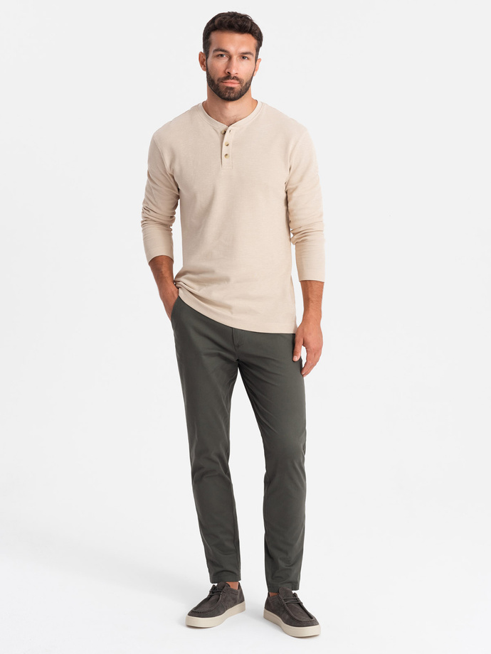 Jednolite męskie spodnie chino SLIM FIT – khaki V3 OM-PACP-0183