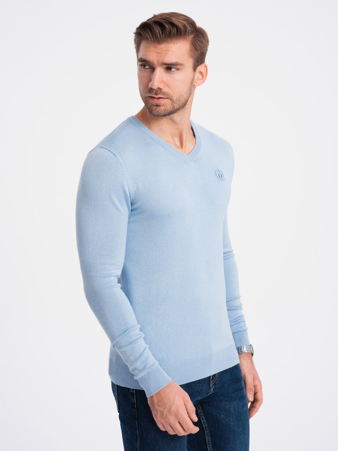 Elegant men's sweater with a v-neck - light blue V10 OM-SWBS-0107