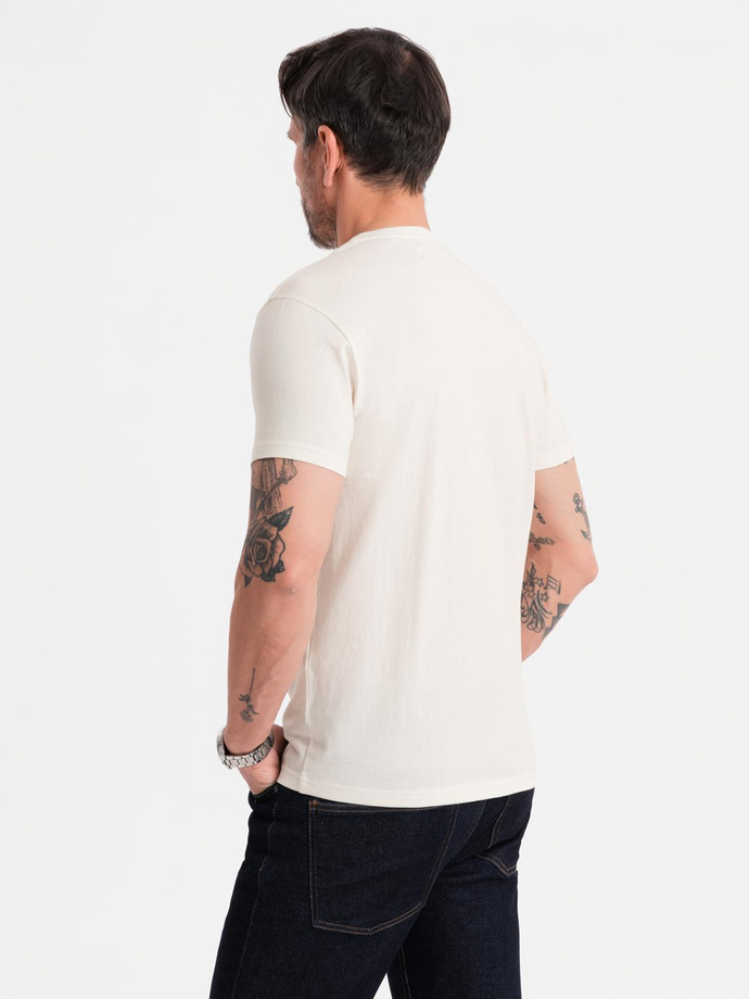 Męski t-shirt z dekoltem na guziki i zamszowym wykończeniem – biały V1 OM-TSCT-0206