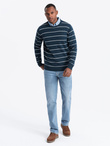 Casualowy męski sweter w poziome paski – granatowy V1 OM-SWSW-0143