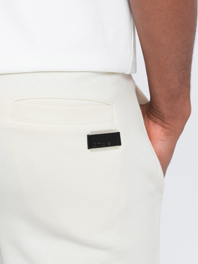 Men's pre-knee BASIC sweat shorts - cream V5 OM-SRBS-0149 