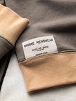 Bluza męska OVERSIZE z kontrastowym łączeniem kolorów -  khaki V7 OM-SSNZ-0130