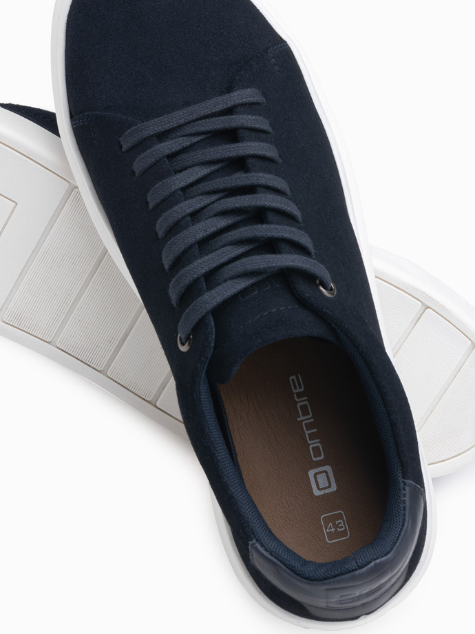 Klasyczne buty męskie sneakersy z miękkiego zamszu – granatowe V4 OM-FOCS-0163