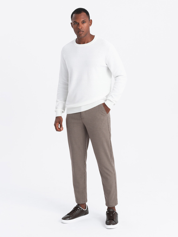 Sweter męski RELAXED FIT z dzianiny o diamentowym splocie – złamana biel V1 OM-SWSW-0110