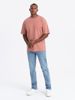 Bawełniany t-shirt męski LOOSE FIT  z okrągłym dekoltem – różowy V5 OM-TSBC-0234 