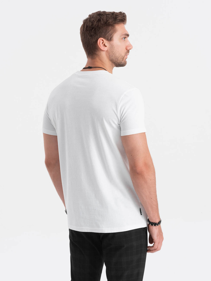 T-shirt męski bawełniany z nadrukiem na kieszonce Ombre Streetstyle – biały V8 OM-TSCT-0108