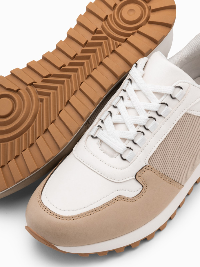 Patchworkowe męskie buty sneakersy z łączonych materiałów – biało-piaskowe V1 OM-FOSL-0144