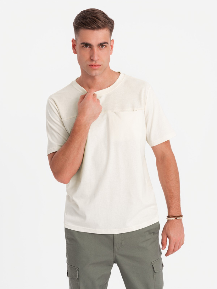 Męski t-shirt z kieszonką LOOSE FIT – biały V8 OM-TSCT-0171