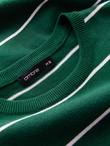 Casualowy sweter męski w poziome paski – zielony V4 OM-SWSW-0143