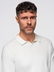 Sweter męski polo z haftem na piersi – biały V2 OM-POLS-0140