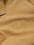Męska jednokolorowa koszulka polo BASIC z dzianiny pique - musztardowa V8 OM-POBS-0100
