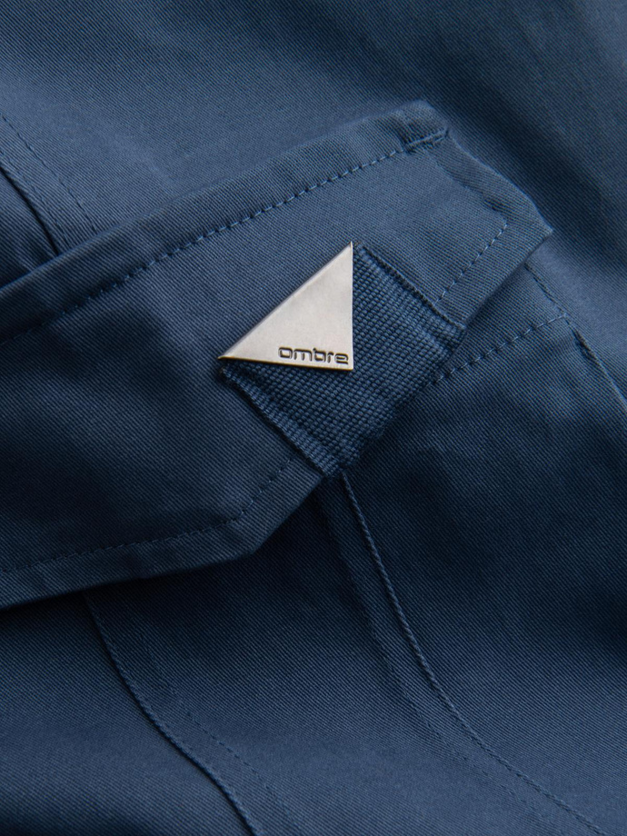 Spodnie męskie cargo STRAIGHT LEG z trójkątnym pinem na kieszeni – ciemnoniebieskie V4 OM-PACG-0196