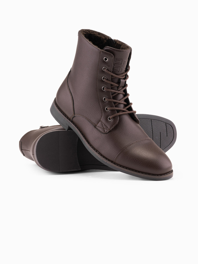 Buty męskie z ekoskóry z ocieplaną wysoką cholewką – ciemnobrązowe V2 OM-FOBO-0172 (BROWN)